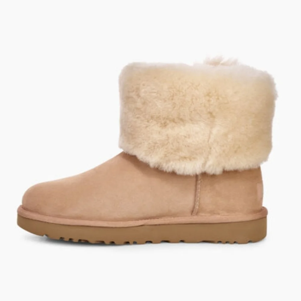 UGG Classic Mini Wisp Boot - Picture 4 of 7